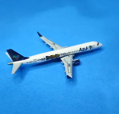 Embraer 195 Azul Itaucard (PR-AXE)