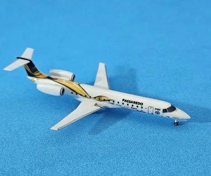 Embraer 145 Passaredo (Fumaça)
