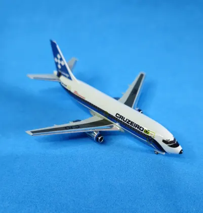 Boeing 737-200 Cruzeiro PP-CJO