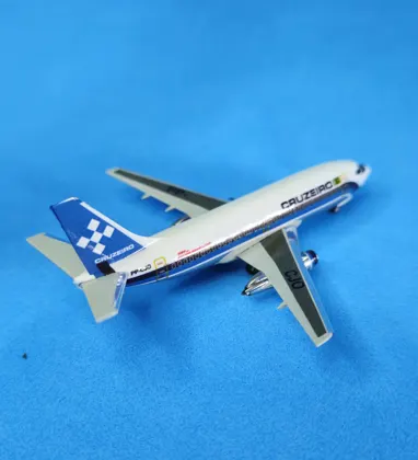 Boeing 737-200 Cruzeiro PP-CJO