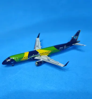 Embraer 195 AZUL (BANDEIRÃO) PR-AYV