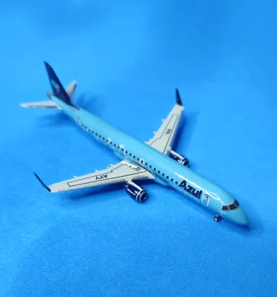 Embraer 195 Azul Viagens (PR-AYY)