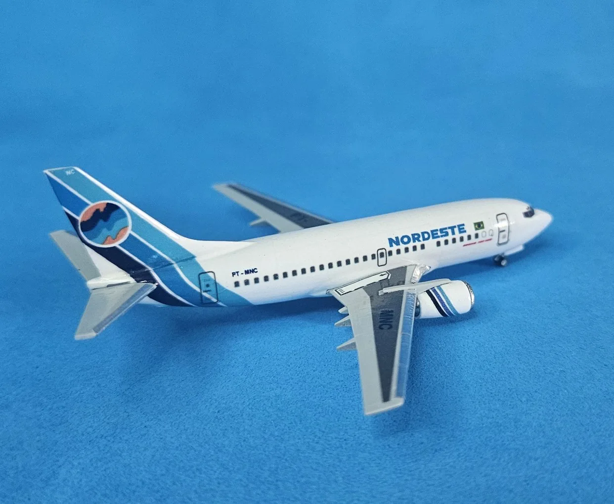 Boeing 737-500 Nordeste PT-MNC
