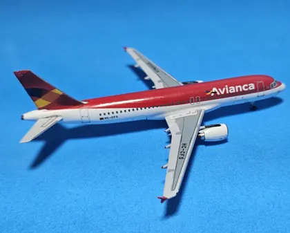 Serviço de customização de miniatura (Troca de Matricula) 1/400 
