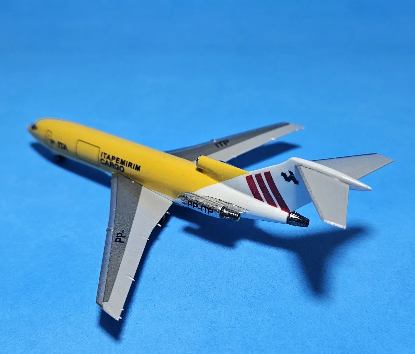 Boeing 727-100 Itapemirim Cargo